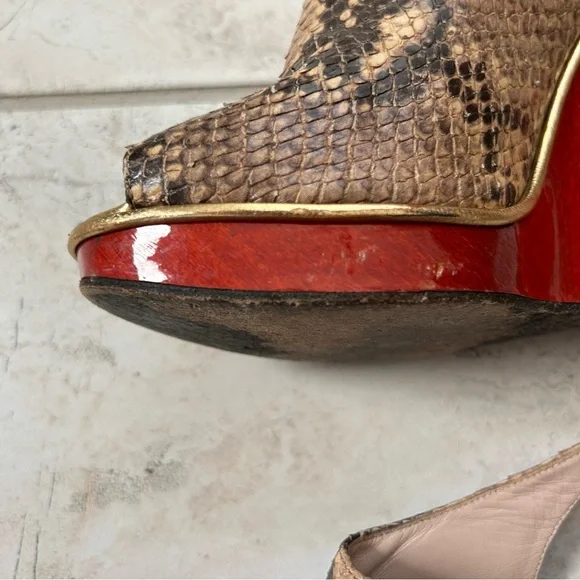 Dries Van Noten Python Snakeskin Sandals Platform Wedge Pumps Peep Toe
Size 39.5 - Picture 6 of 16